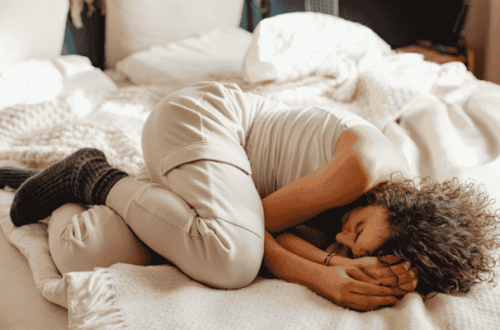 Can Sleeping Position Affect Hair Loss? Let’s Talk Friction & Follicles